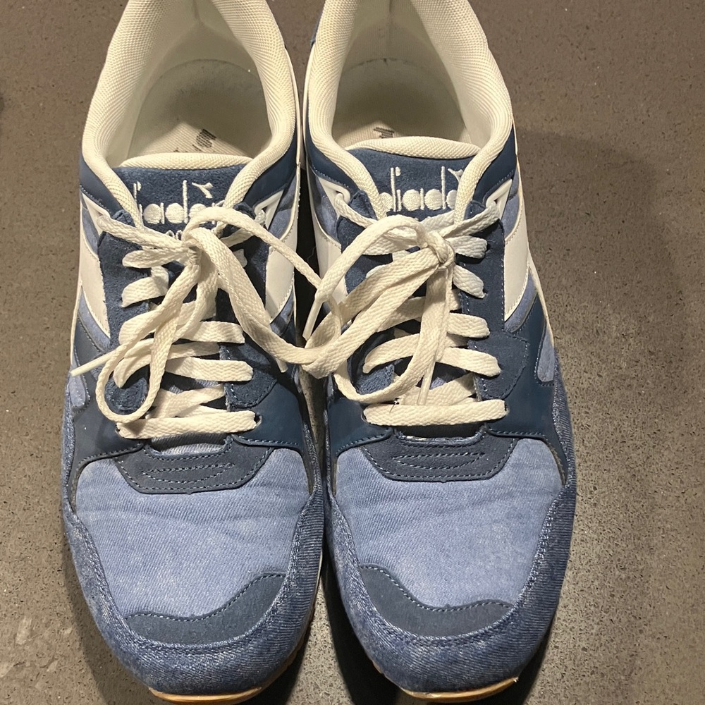 Diadora Blue and White Sneakers